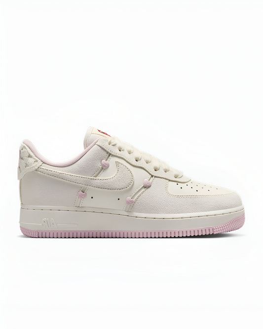 Nike Air Force 1 '07 LX