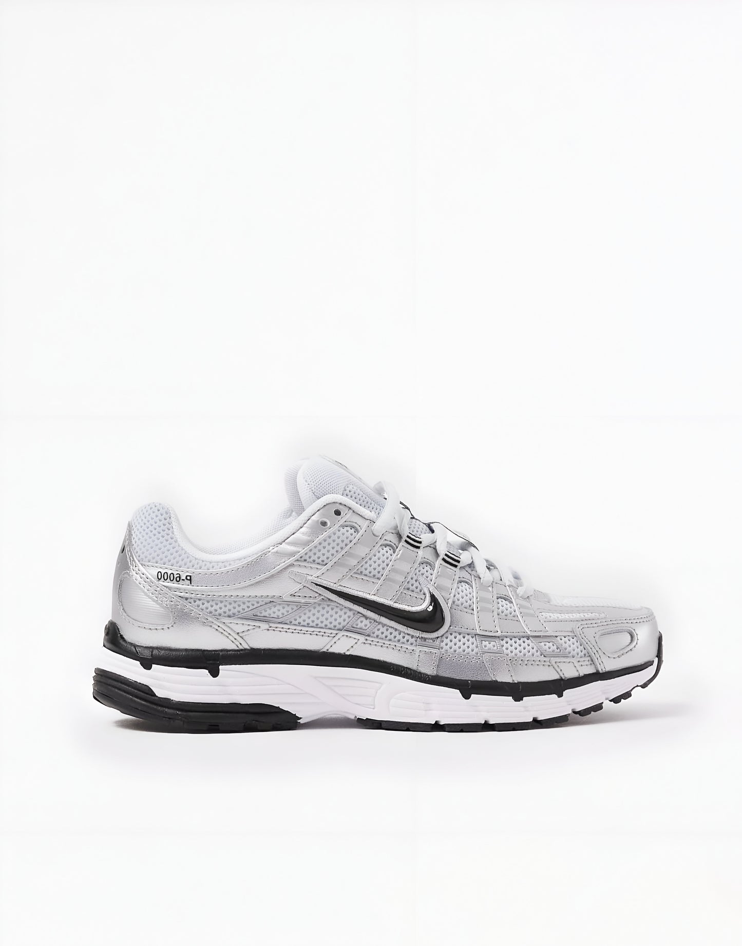 Nike P-6000 unisex trainers in silver and black